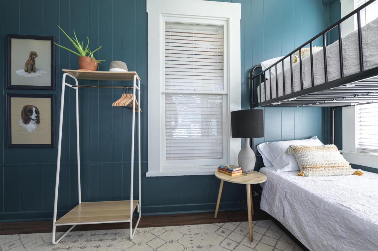 Restored 1930S Uptown Bungalow 2 Min. To Magnolia Waco Extérieur photo