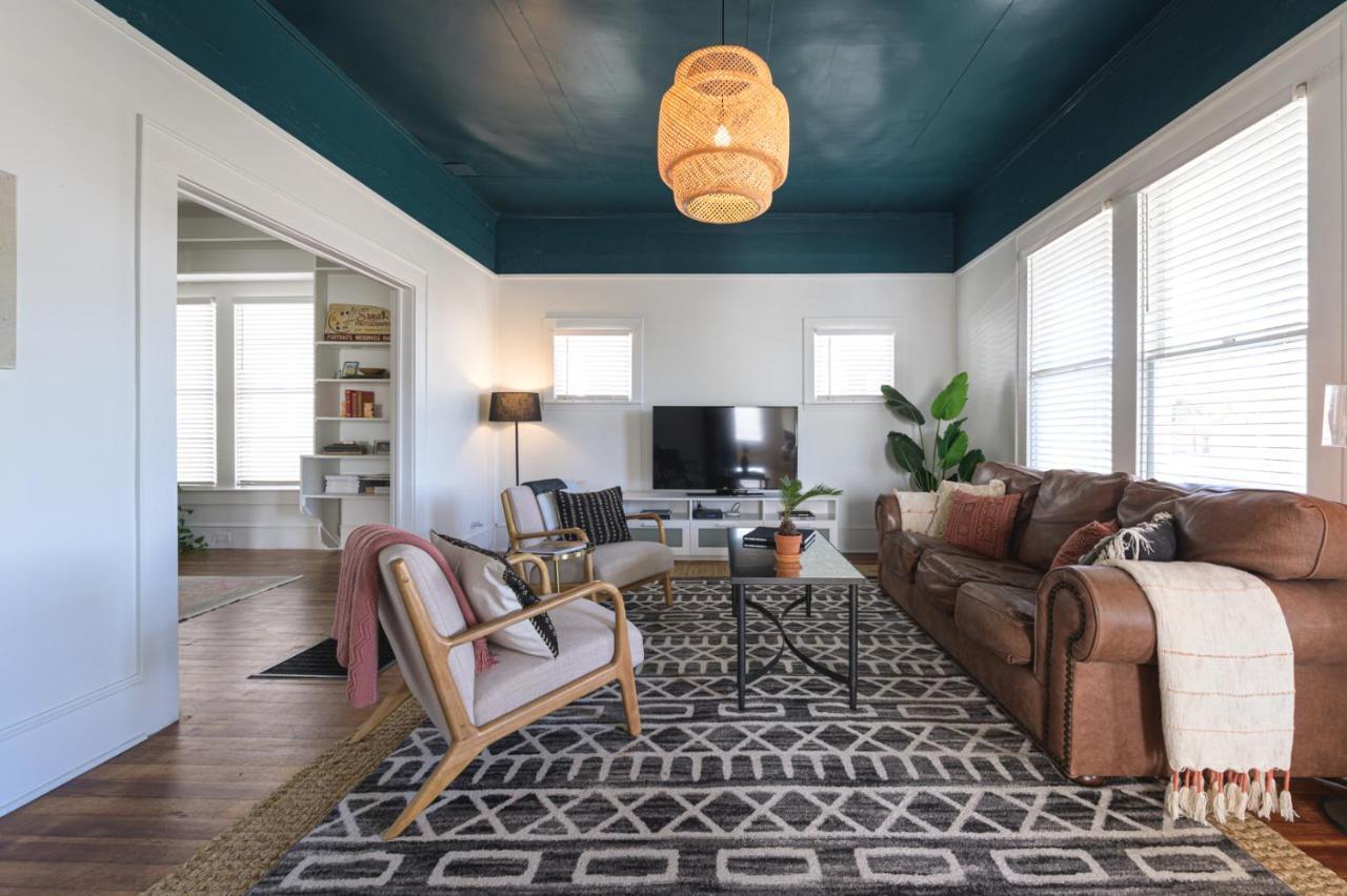 Restored 1930S Uptown Bungalow 2 Min. To Magnolia Waco Extérieur photo