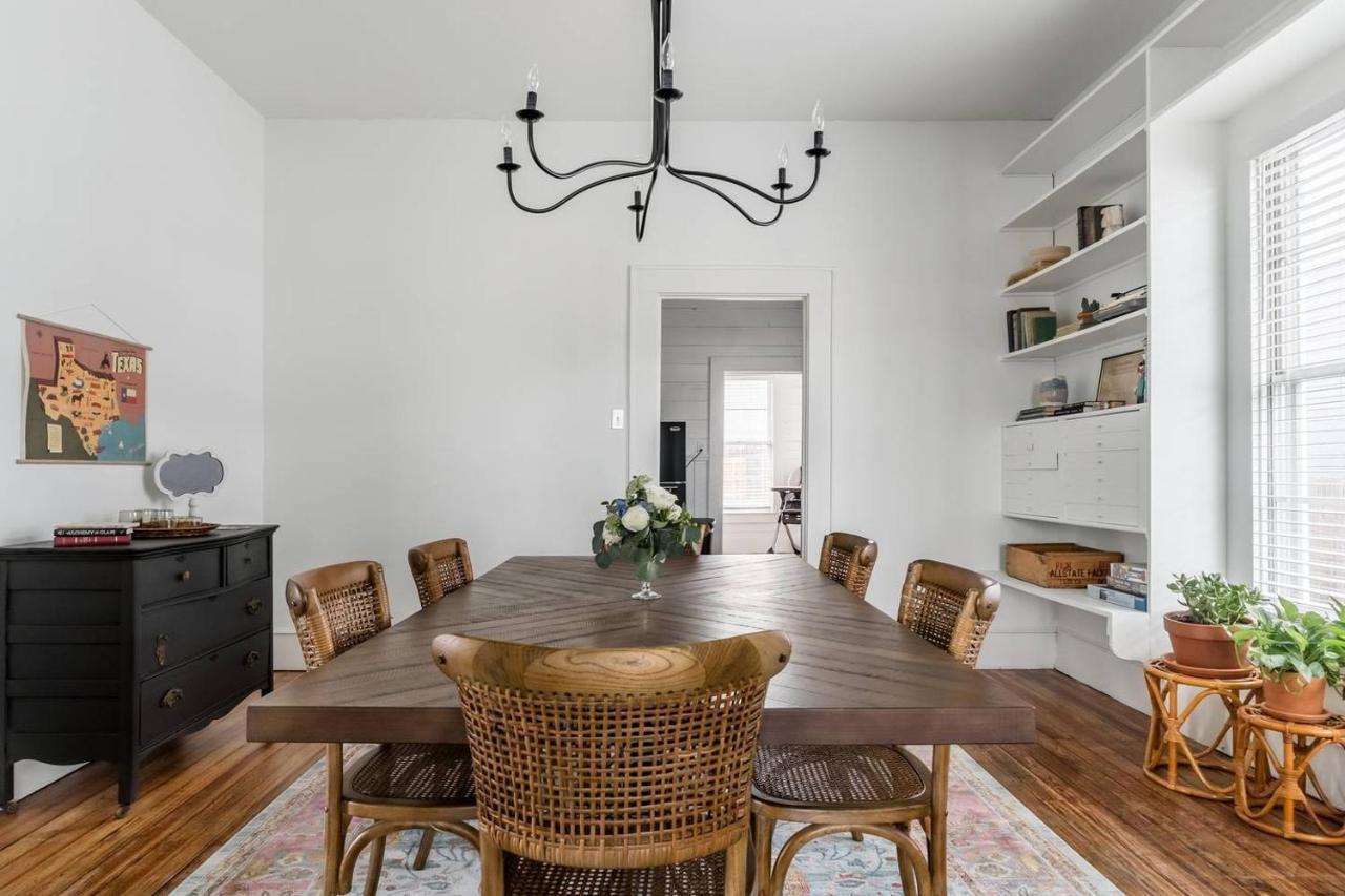 Restored 1930S Uptown Bungalow 2 Min. To Magnolia Waco Extérieur photo
